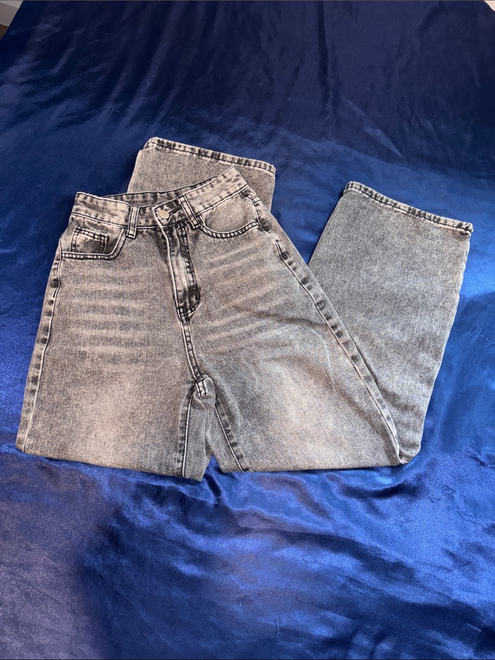 SHEIN Black Acid Wash High-Waist Jeans
